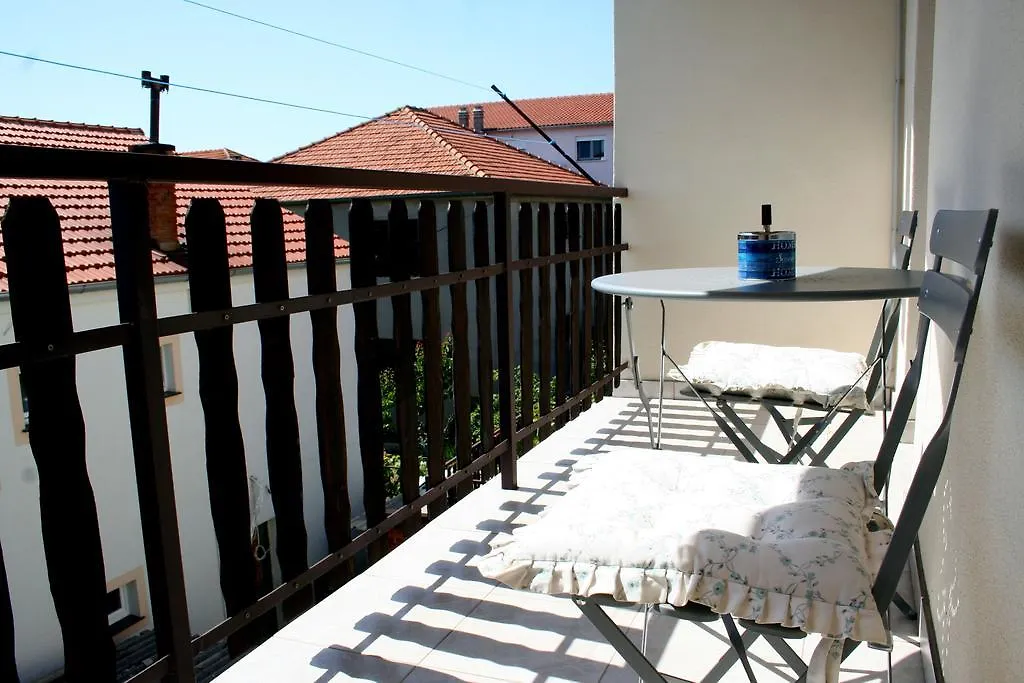 Luna Maris Apartment Zadar Croatia