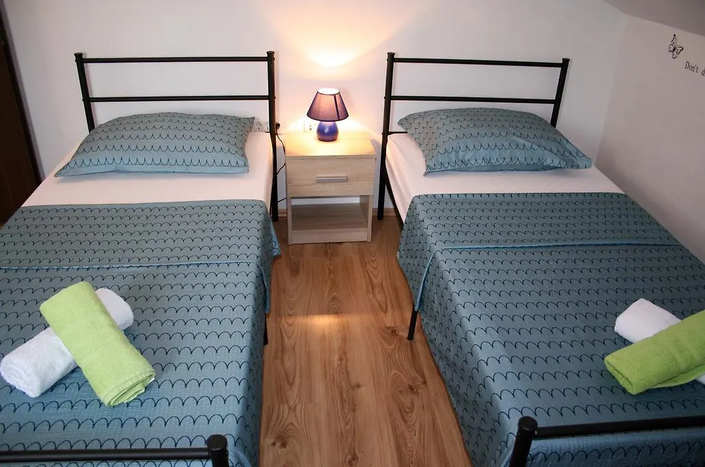 Luna Maris Apartments Zadar